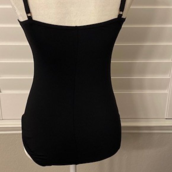 La Blanca One Piece Bathing Suit - Picture 7 of 11